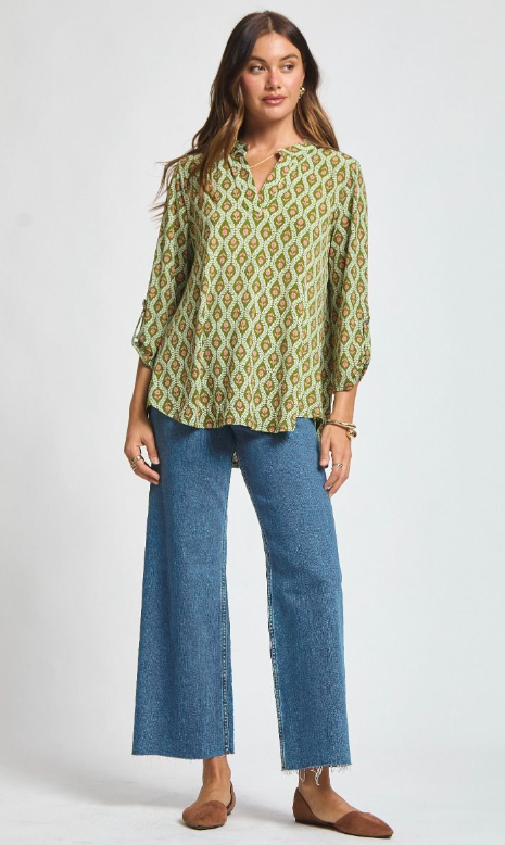 Olive Lizzy 3/4 length sleeve - CURVY