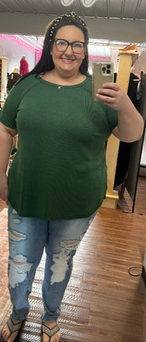 Confidence is Beautiful at BB's 2 Boutique: Embrace Your Unique Style! 💖