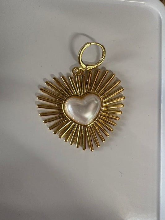 Gold Heart Ray Charm