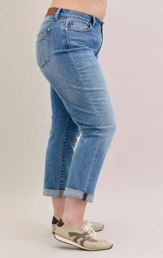 Judy Blue Mr. Boyfriend Curvy Jeans