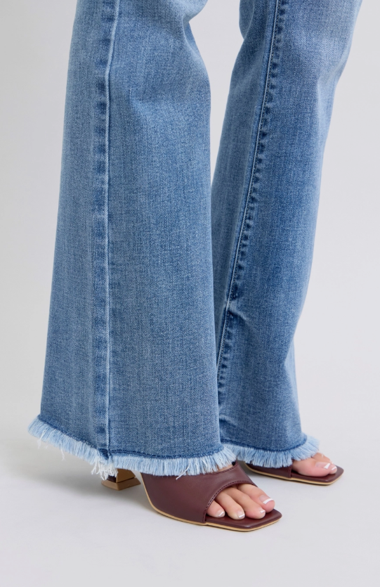 Judy Blue Bootcut Fray Hem Jeans
