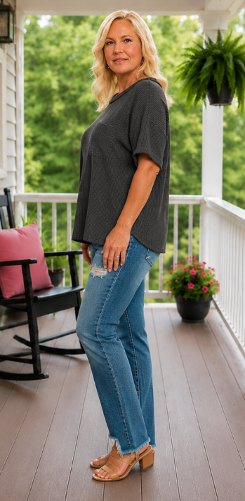 Black Ribbed Short Sleeve Curvy Top